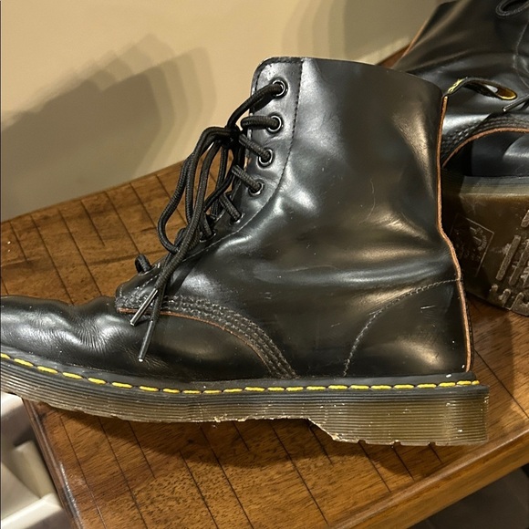 Dr. Martens Black  Lace-Up Boots. Men’s Size 8 main image 10